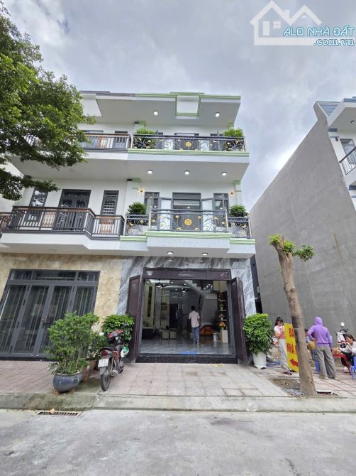 Bất động sản tại Bình Dương - ảnh 1
