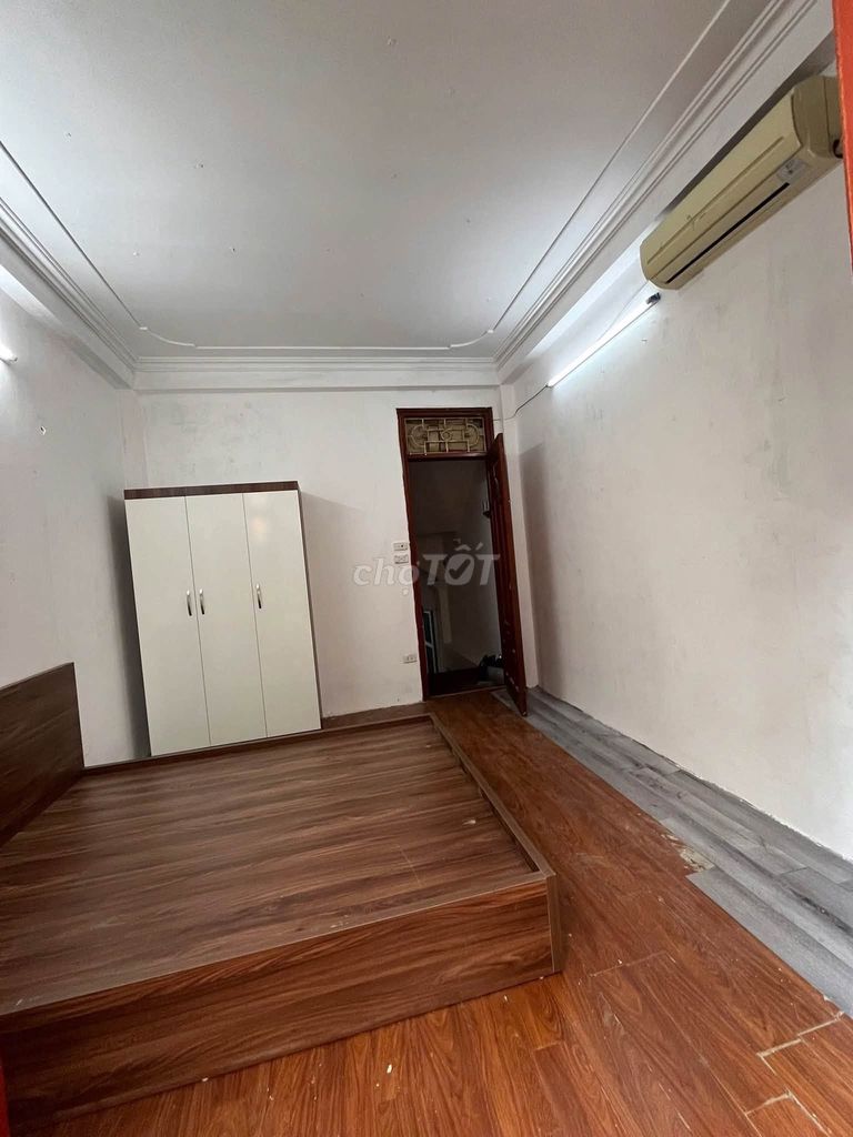 Nhà riêng tại Hoàng Mai, Hà Nội - ảnh 2