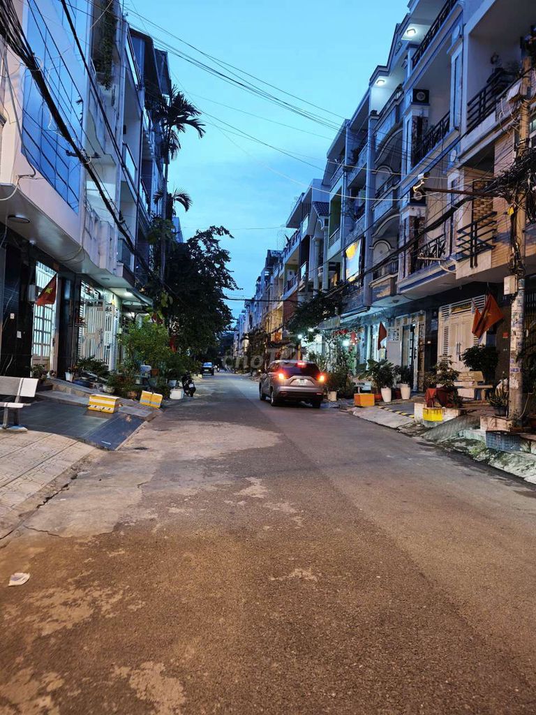 Nhà riêng tại 6, TP. Hồ Chí Minh - ảnh 2