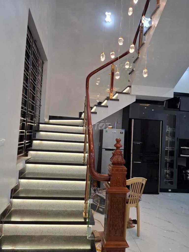 Nhà riêng tại Long Biên, Hà Nội - ảnh 2