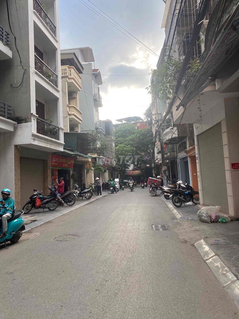 Nhà riêng tại Hoàng Mai, Hà Nội - ảnh 2