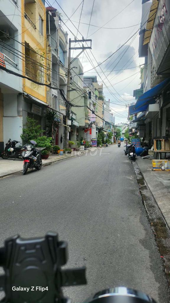 Nhà riêng tại Tân Phú, TP. Hồ Chí Minh - ảnh 2