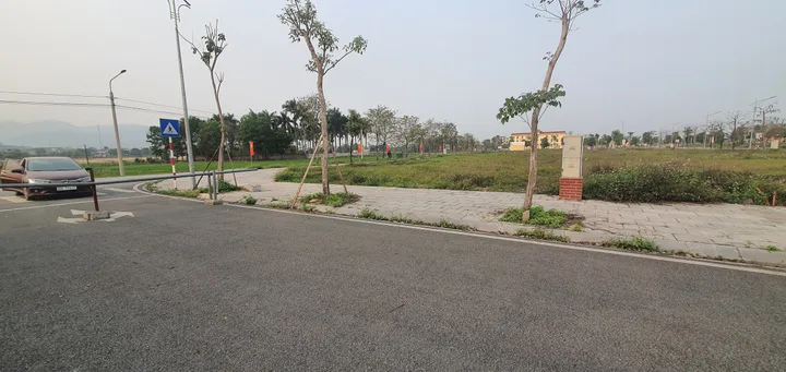 Bất động sản tại Hòa Bình - ảnh 1