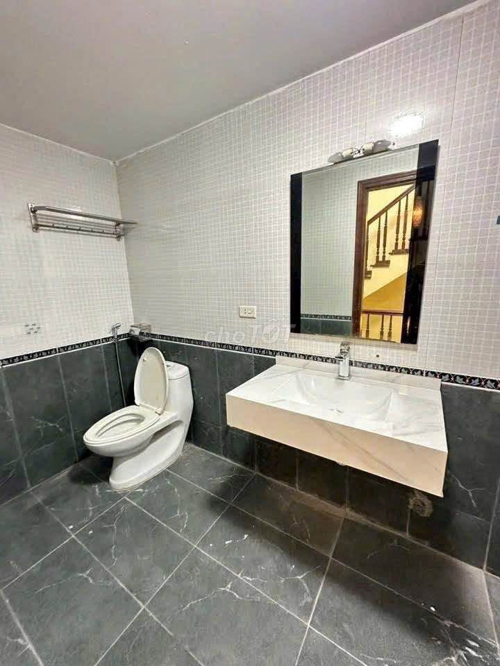 Nhà riêng tại Tây Hồ, Hà Nội - ảnh 4