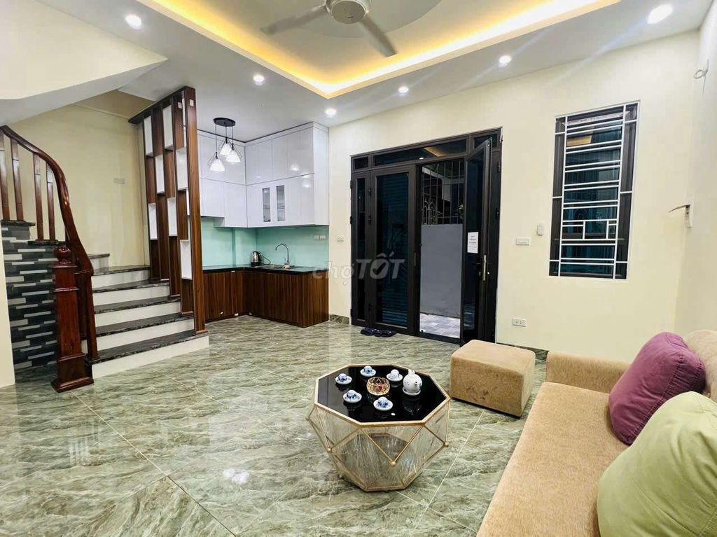 Nhà riêng tại Hoàng Mai, Hà Nội - ảnh 2