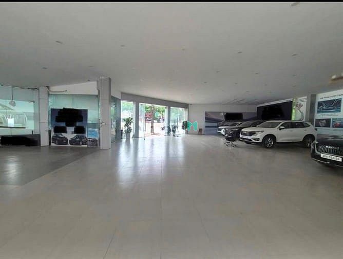 Nhà riêng tại Tây Hồ, Hà Nội - ảnh 1