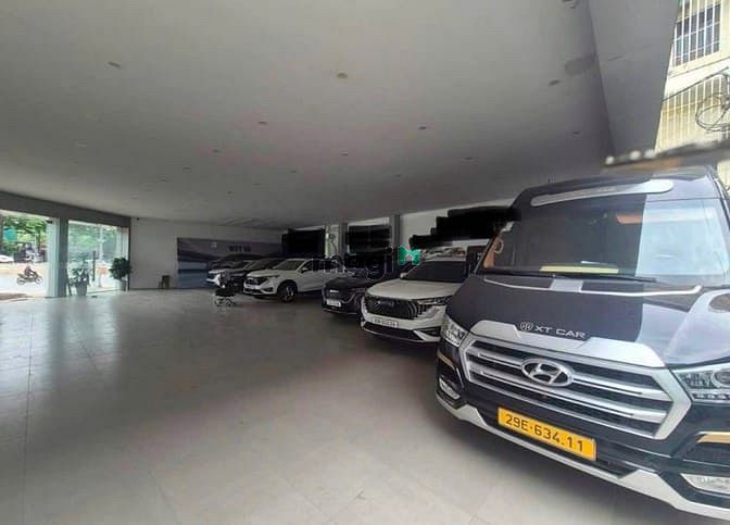Nhà riêng tại Tây Hồ, Hà Nội - ảnh 2