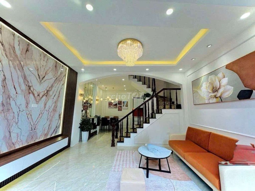 Nhà riêng tại Hoàng Mai, Hà Nội - ảnh 2