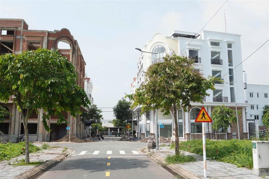 Bất động sản tại Bình Dương - ảnh 1