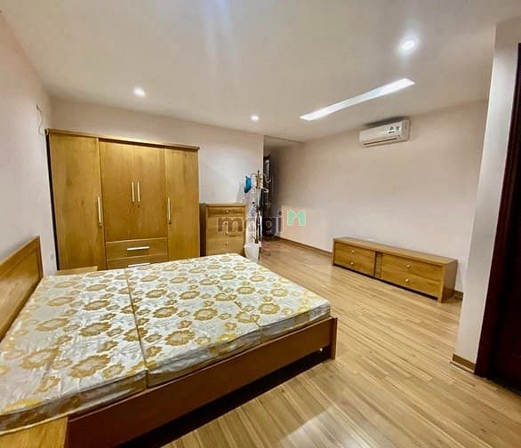 Nhà riêng tại Tây Hồ, Hà Nội - ảnh 2