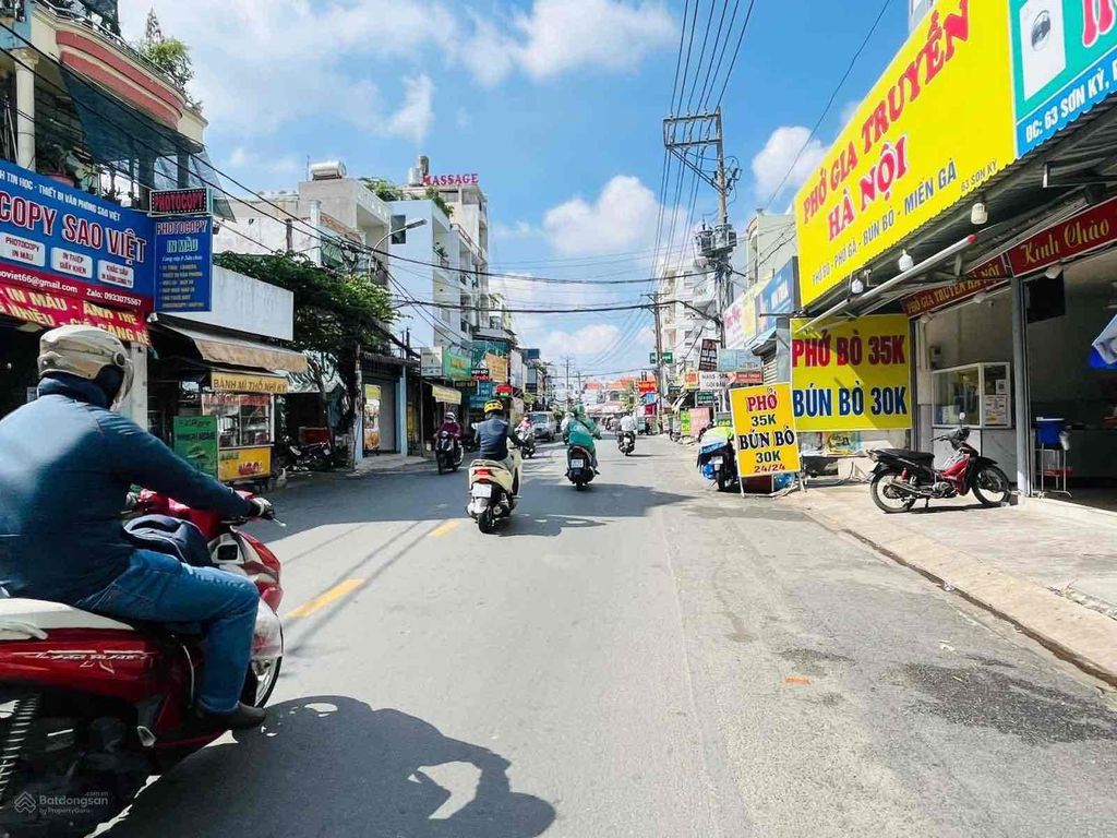 Nhà riêng tại Tân Phú, TP. Hồ Chí Minh - ảnh 2
