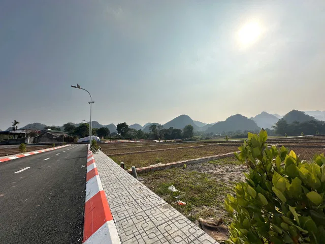 Bất động sản tại Hòa Bình - ảnh 1