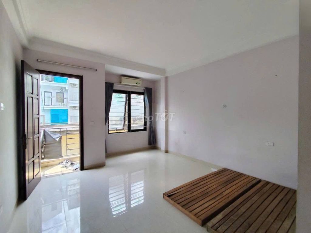 Nhà riêng tại Cầu Giấy, Hà Nội - ảnh 2