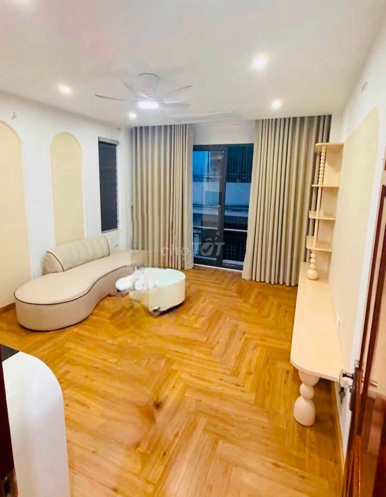 Nhà riêng tại Hai Bà Trưng, Hà Nội - ảnh 2