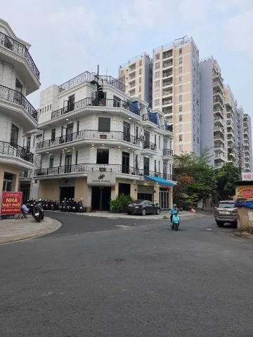 Bất động sản tại TP. Hồ Chí Minh - ảnh 1