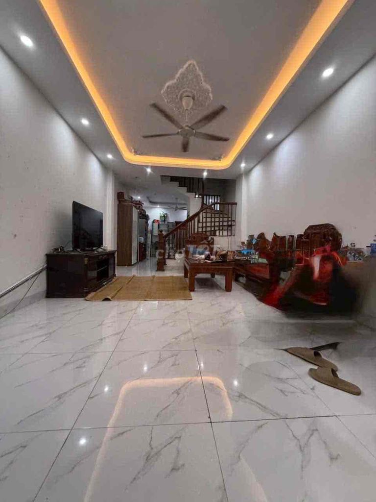 Nhà riêng tại Hoàng Mai, Hà Nội - ảnh 2