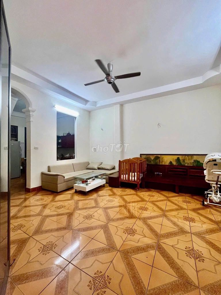 Nhà riêng tại Cầu Giấy, Hà Nội - ảnh 2
