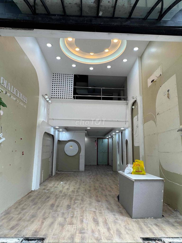 Nhà riêng tại Hai Bà Trưng, Hà Nội - ảnh 2