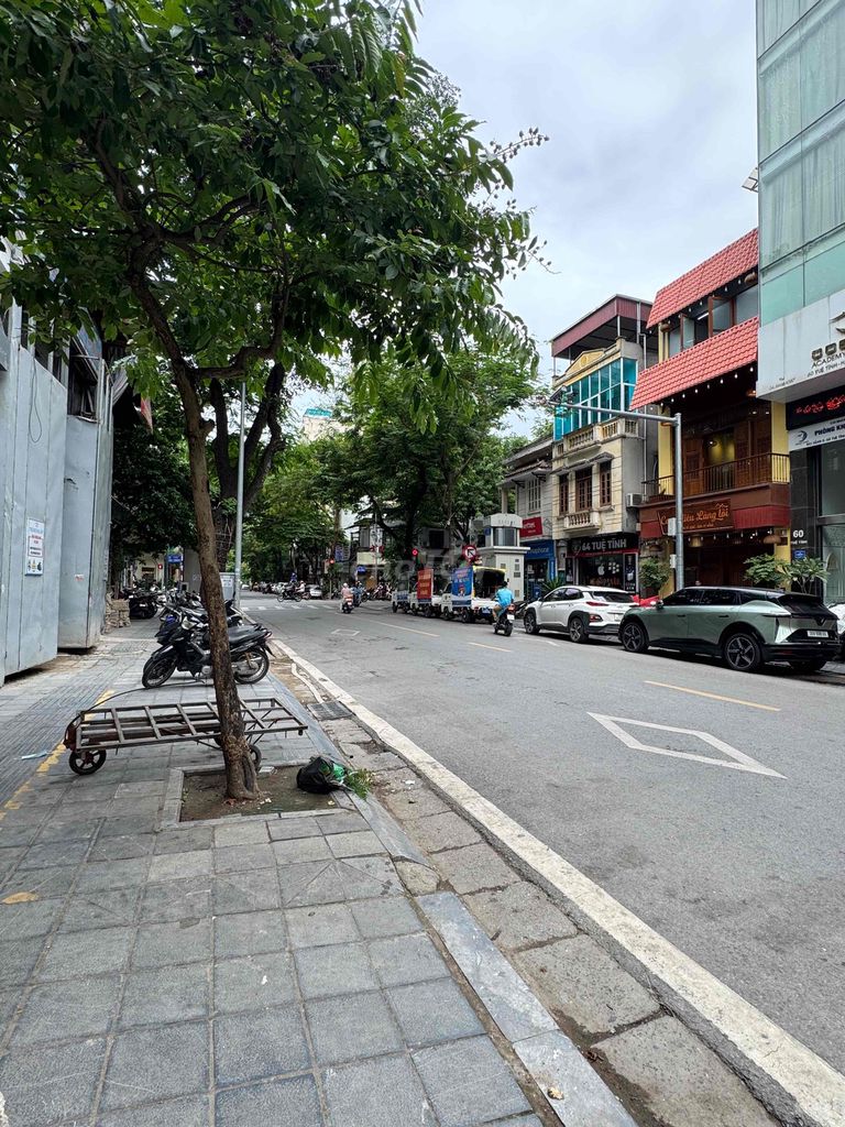 Nhà riêng tại Hai Bà Trưng, Hà Nội - ảnh 5