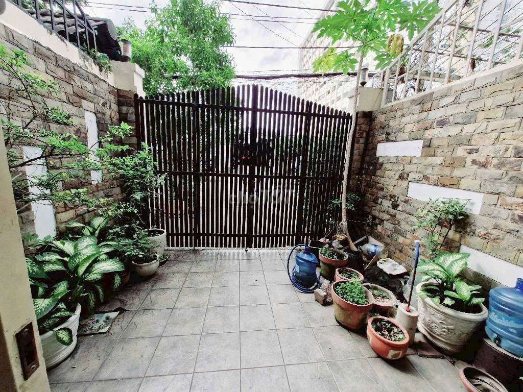 Nhà riêng tại 8, TP. Hồ Chí Minh - ảnh 2