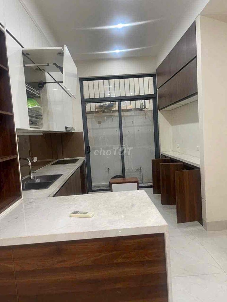 Nhà riêng tại Tây Hồ, Hà Nội - ảnh 5