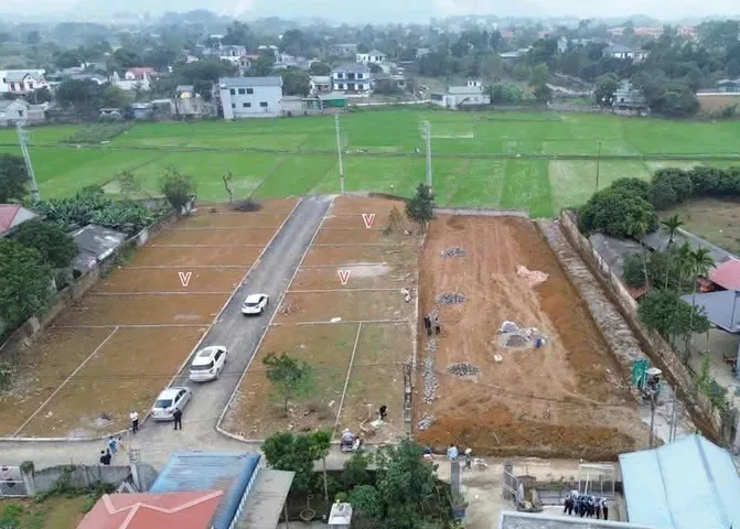 Bất động sản tại Hòa Bình - ảnh 1