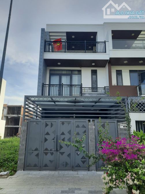 Bất động sản tại Khánh Hòa - ảnh 1