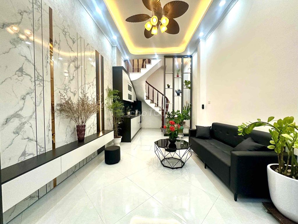 Nhà riêng tại Hai Bà Trưng, Hà Nội - ảnh 2