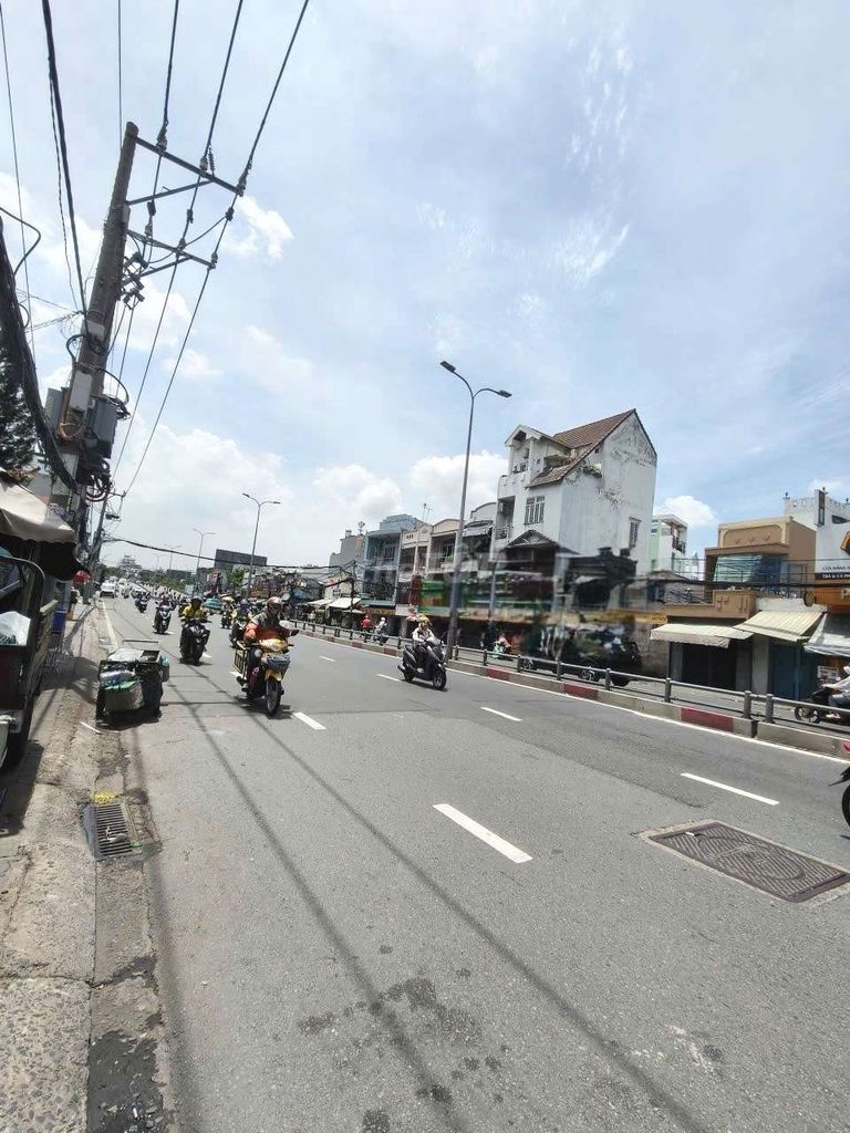 Nhà riêng tại 8, TP. Hồ Chí Minh - ảnh 2