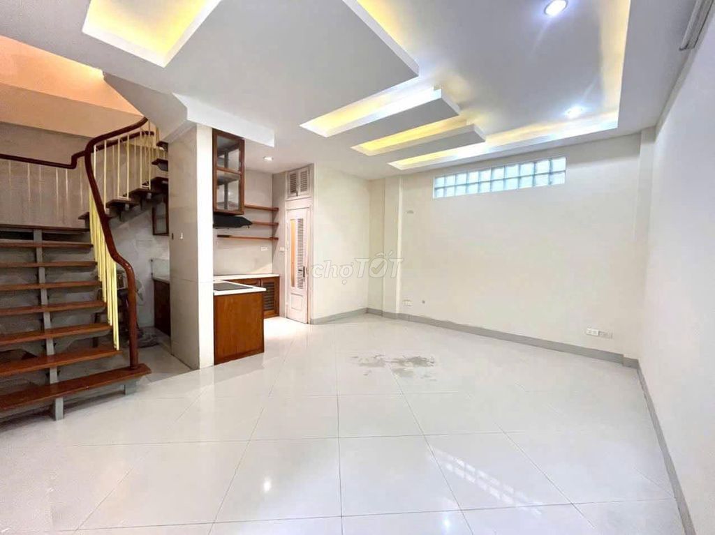 Nhà riêng tại Ba Đình, Hà Nội - ảnh 2