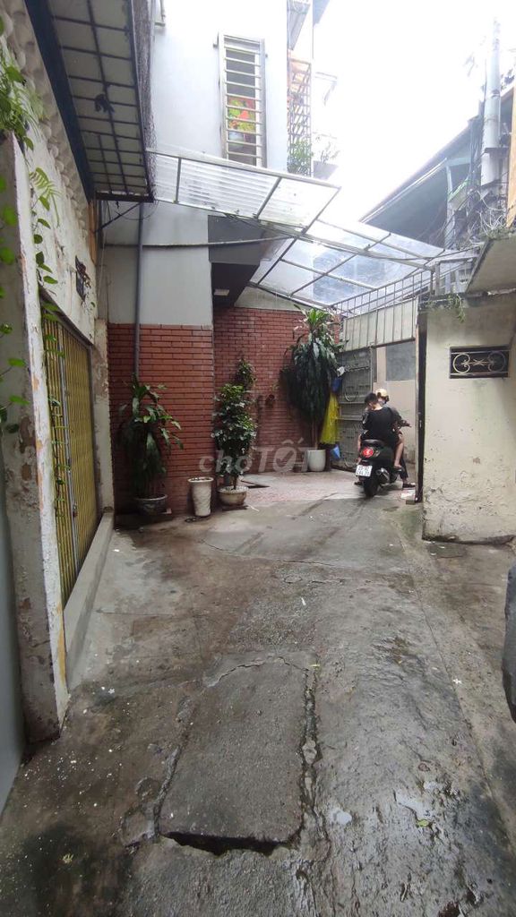 Nhà riêng tại Hoàng Mai, Hà Nội - ảnh 2