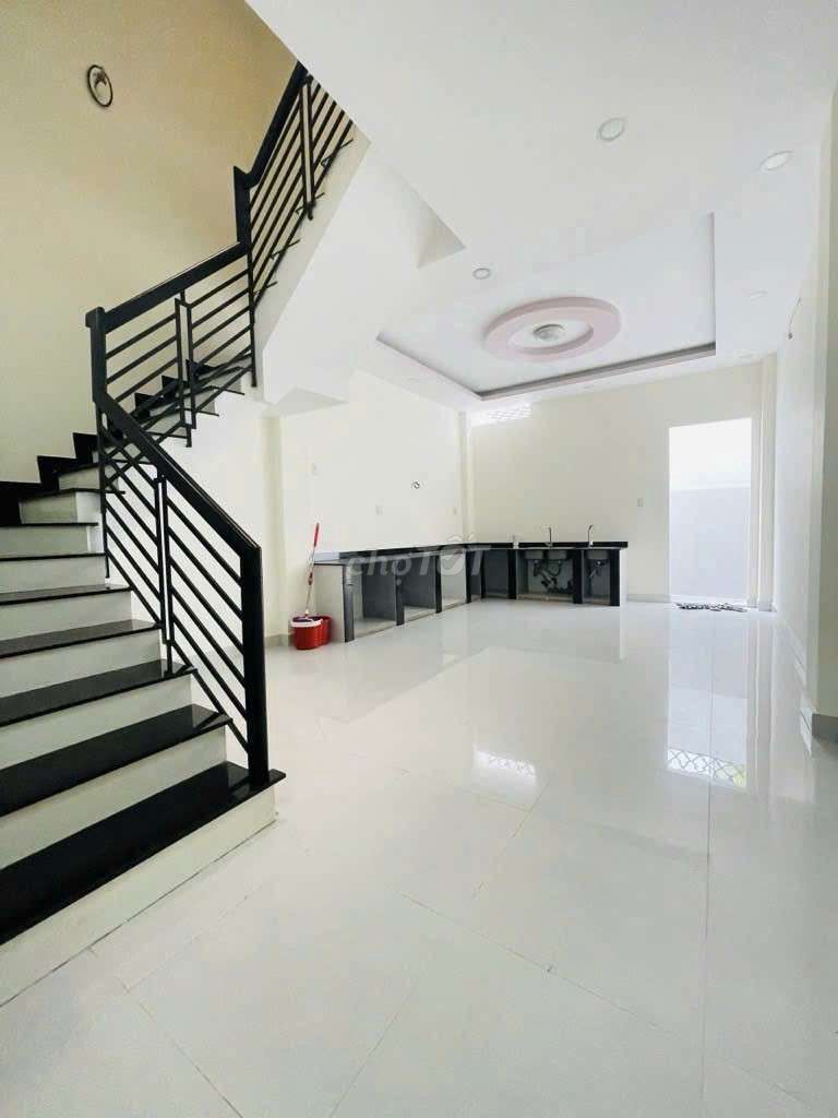 Nhà riêng tại Tân Phú, TP. Hồ Chí Minh - ảnh 2