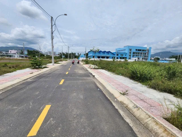 Bất động sản tại Khánh Hòa - ảnh 1
