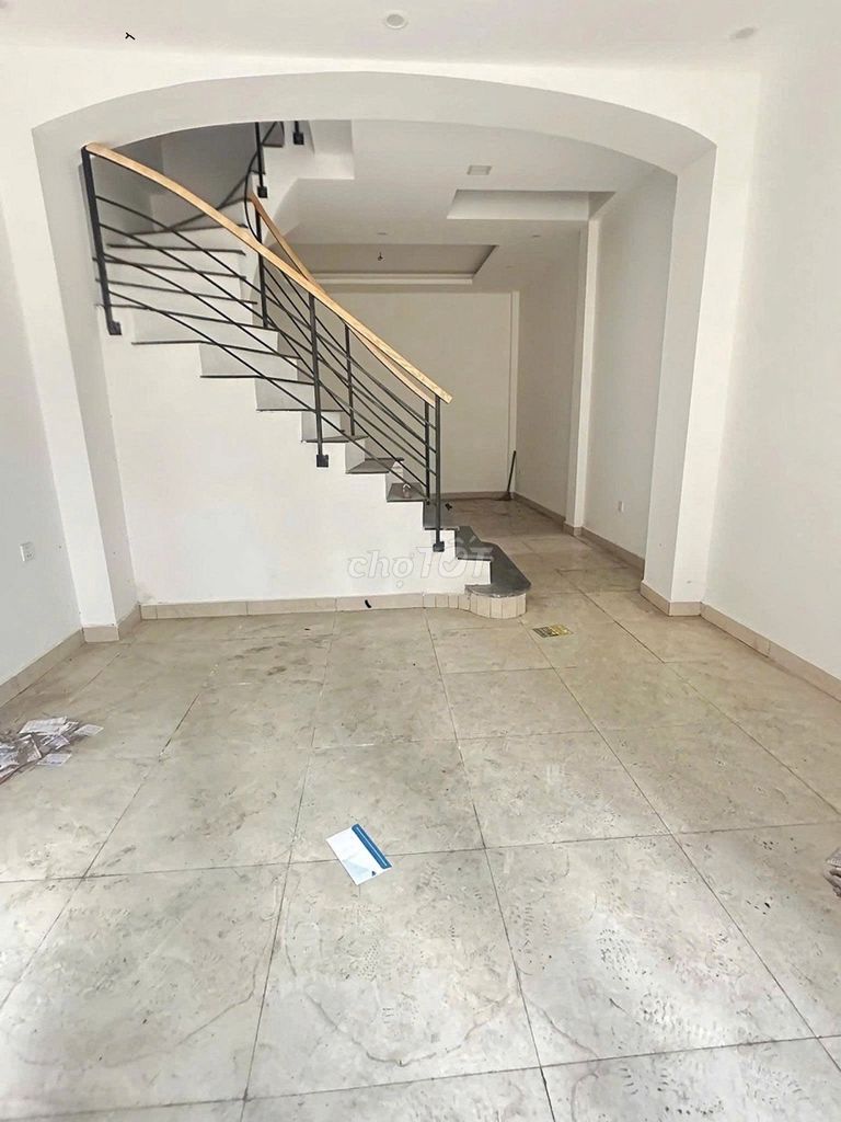 Nhà riêng tại Cầu Giấy, Hà Nội - ảnh 2