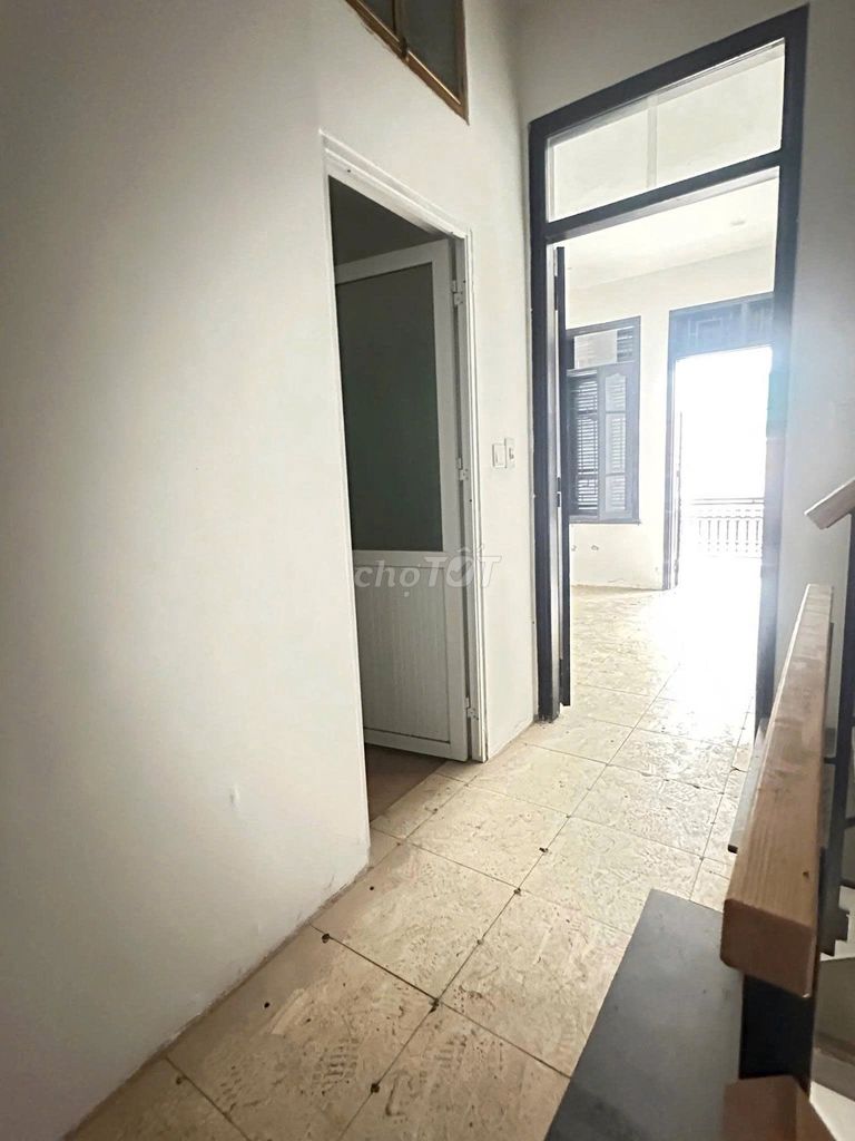Nhà riêng tại Cầu Giấy, Hà Nội - ảnh 4