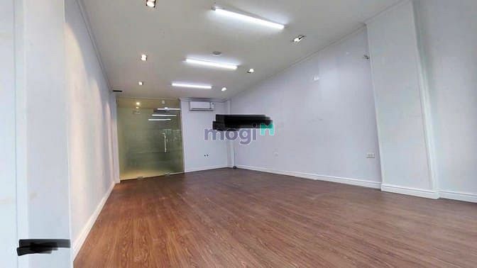 Nhà riêng tại Cầu Giấy, Hà Nội - ảnh 1