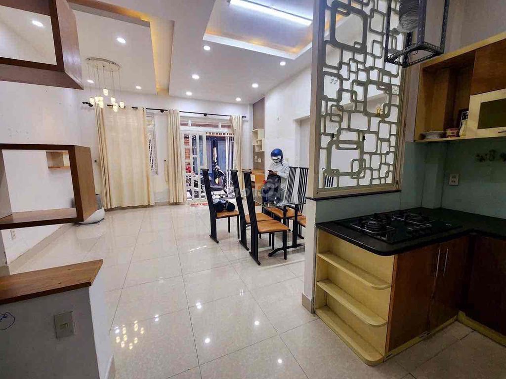Nhà riêng tại 8, TP. Hồ Chí Minh - ảnh 2
