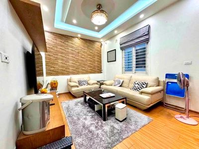 Nhà riêng tại Long Biên, Hà Nội - ảnh 1