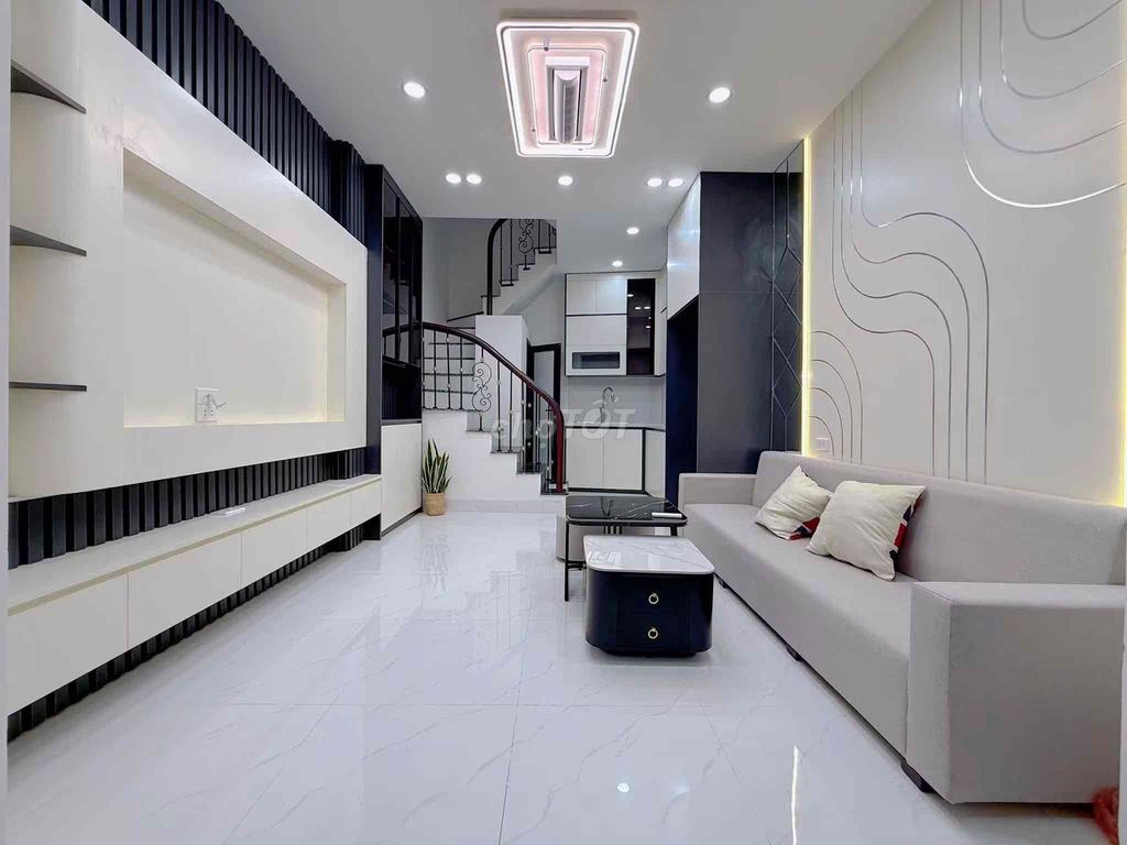 Nhà riêng tại Hai Bà Trưng, Hà Nội - ảnh 1