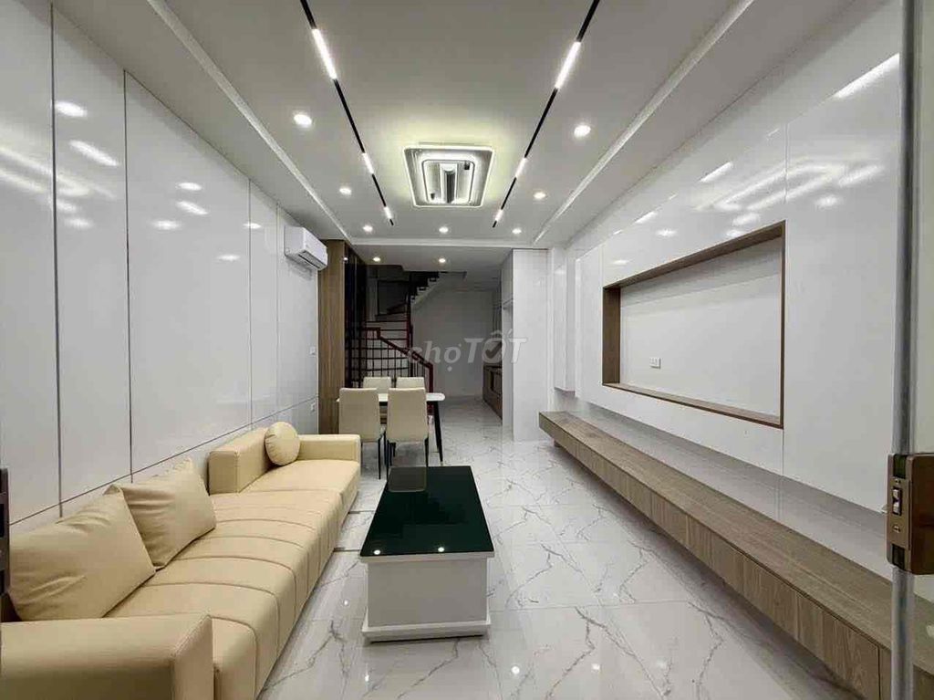 Nhà riêng tại Hai Bà Trưng, Hà Nội - ảnh 1
