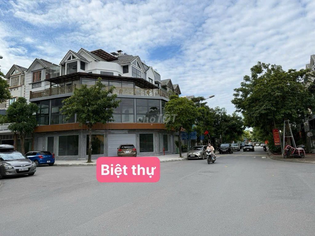 Nhà riêng tại Long Biên, Hà Nội - ảnh 1
