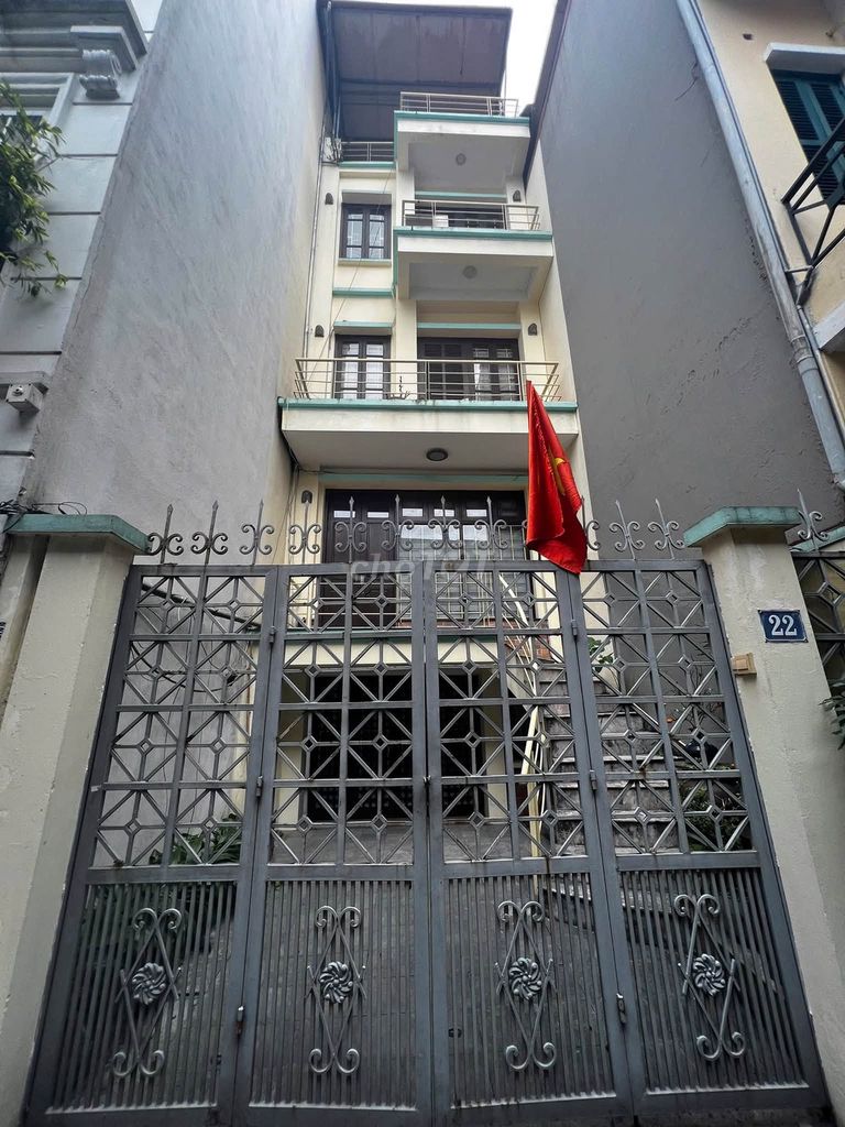 Nhà riêng tại Ba Đình, Hà Nội - ảnh 1
