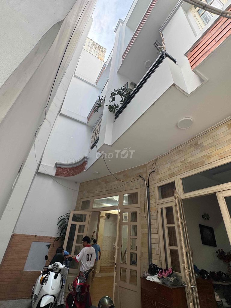 Nhà riêng tại 3, TP. Hồ Chí Minh - ảnh 1