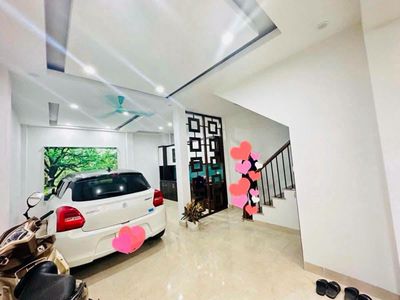 Nhà riêng tại Tây Hồ, Hà Nội - ảnh 1