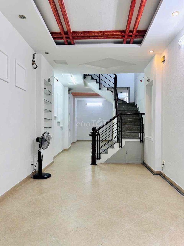 Nhà riêng tại Tân Bình, TP. Hồ Chí Minh - ảnh 1