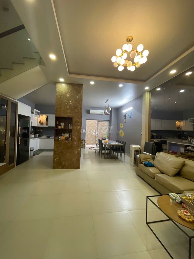 Nhà riêng tại 8, TP. Hồ Chí Minh - ảnh 1