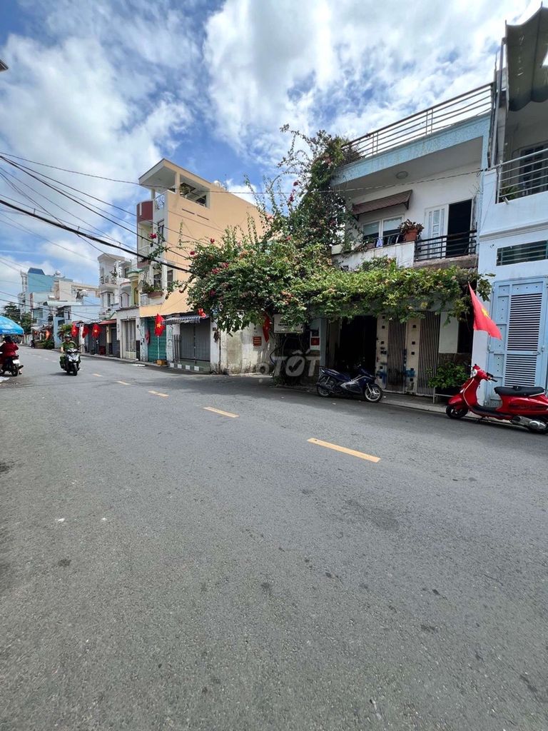 Nhà riêng tại Tân Phú, TP. Hồ Chí Minh - ảnh 1