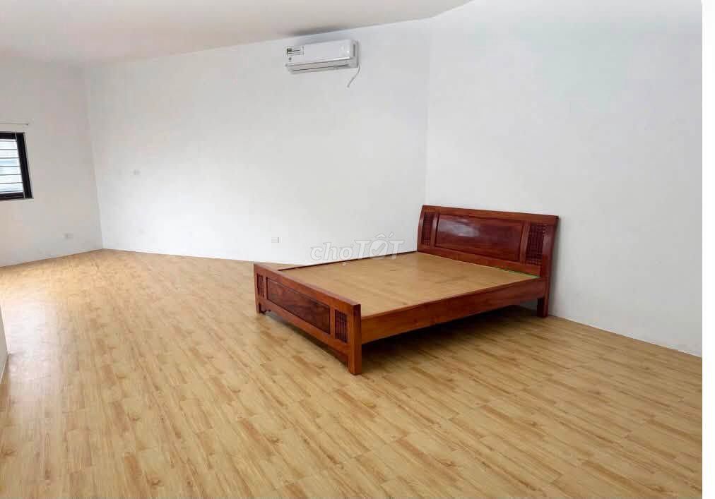 Nhà riêng tại Tây Hồ, Hà Nội - ảnh 1