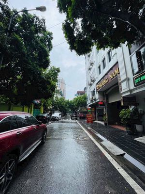 Nhà riêng tại Long Biên, Hà Nội - ảnh 1