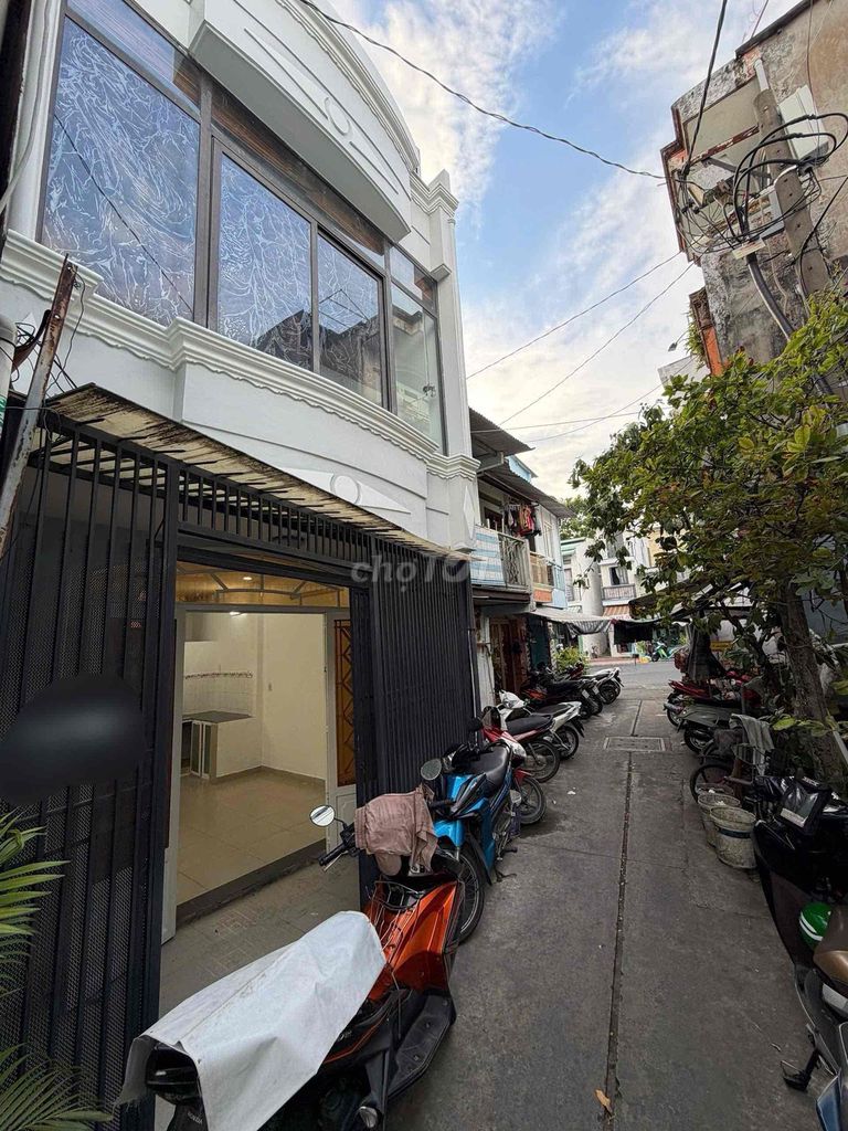 Nhà riêng tại 11, TP. Hồ Chí Minh - ảnh 1